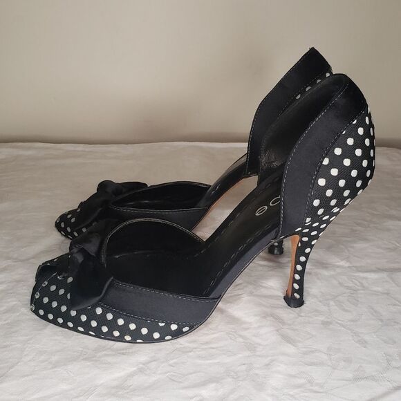 Vintage Bebe polka dot stiletto heels - Picture 1 of 10